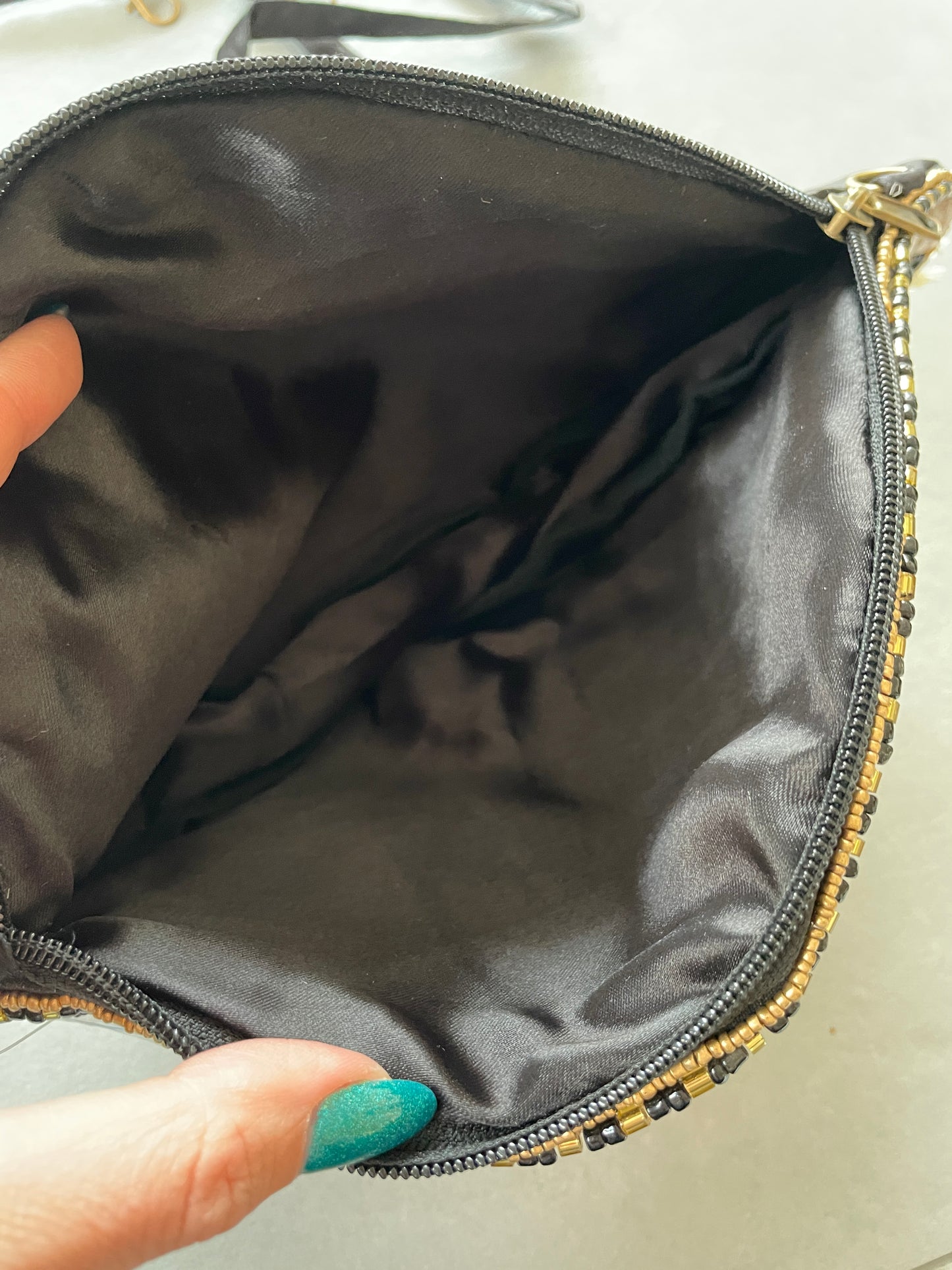 Sac brodé Boho-Chic EVIL EYE - Noir / Doré