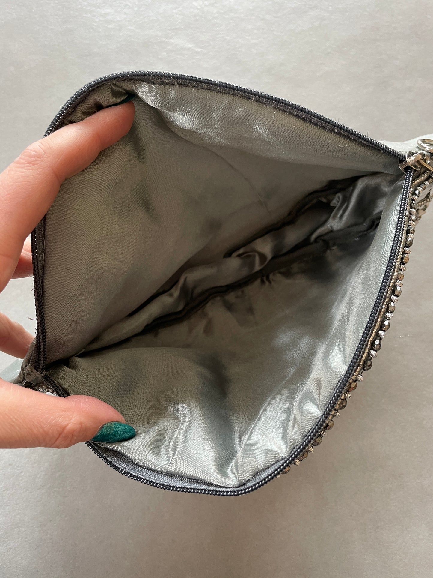 Sac brodé Boho-Chic EVIL EYE - Gris / Argenté