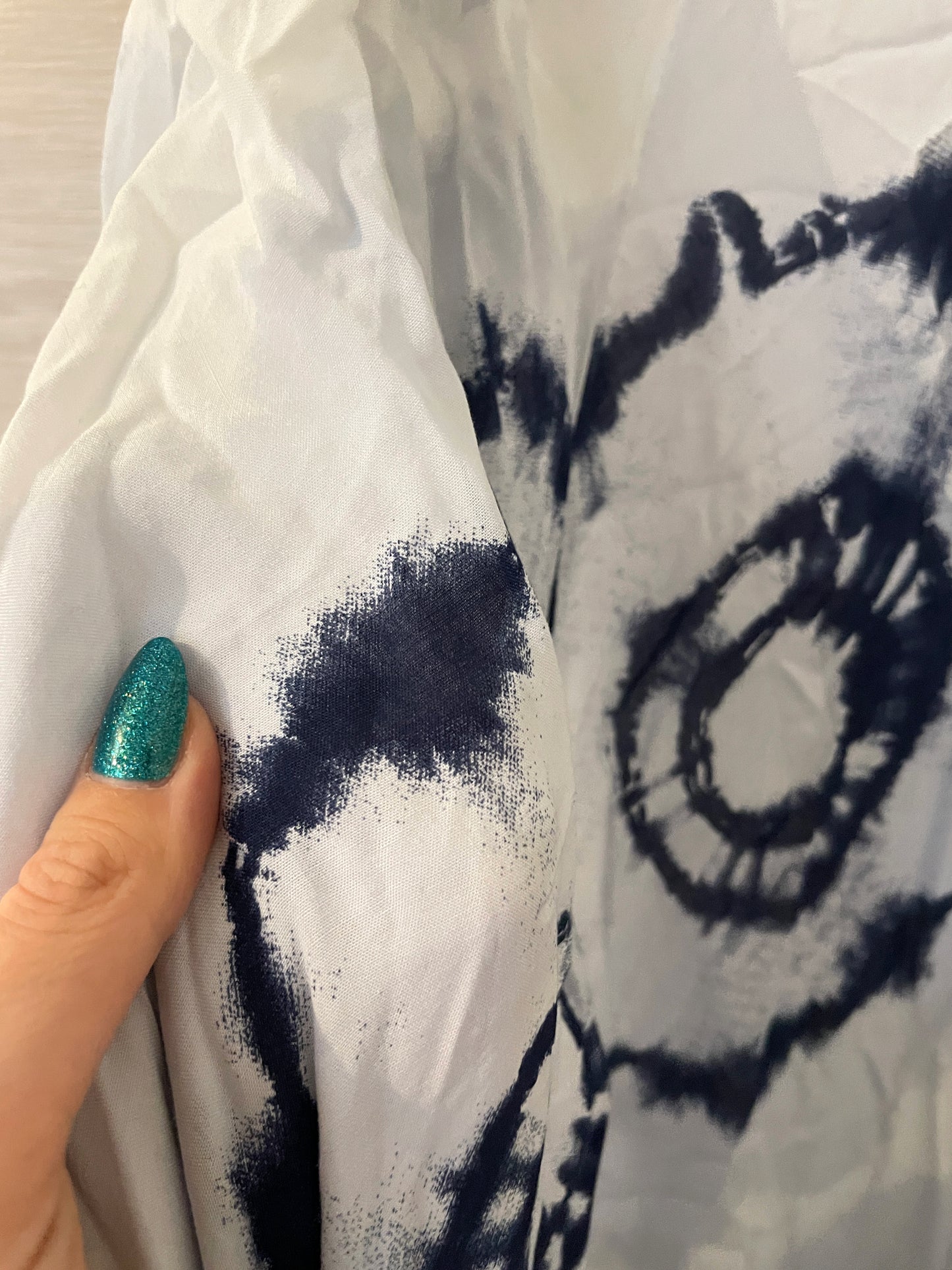Robe longue Bohème à fines bretelles BATIK - Blanc / Bleu